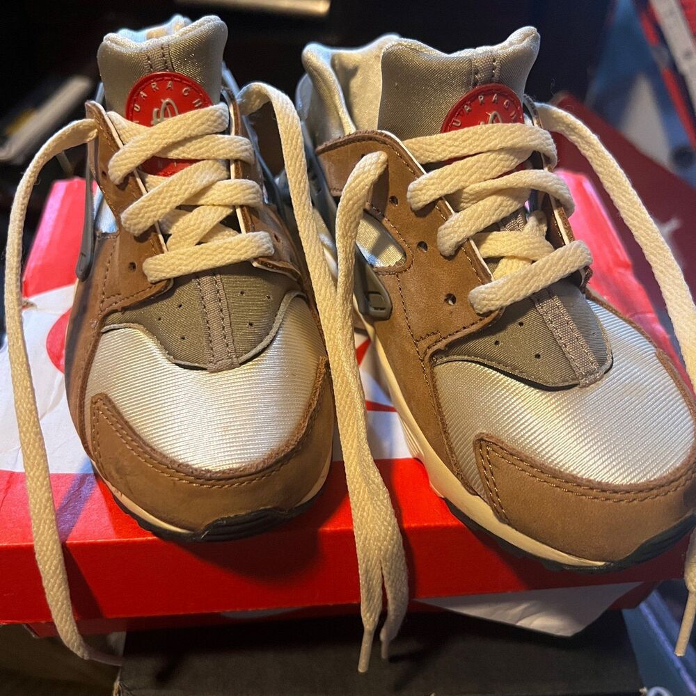 Nike huarache Stussy preschool shoes size 11c